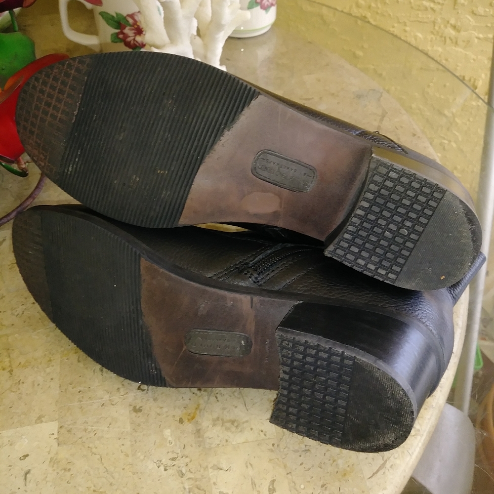 sole bound by baretraps shoes